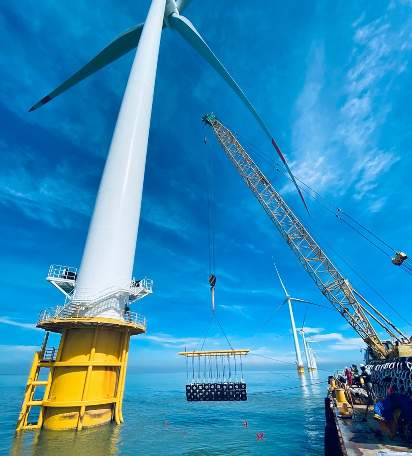 Concrete Mattress Installation for Subsea Cable at WTG